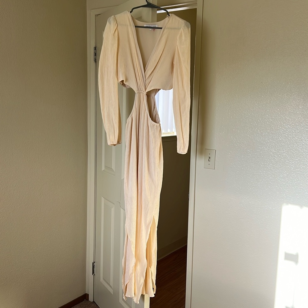 Endless rose v neck long sleeve dress